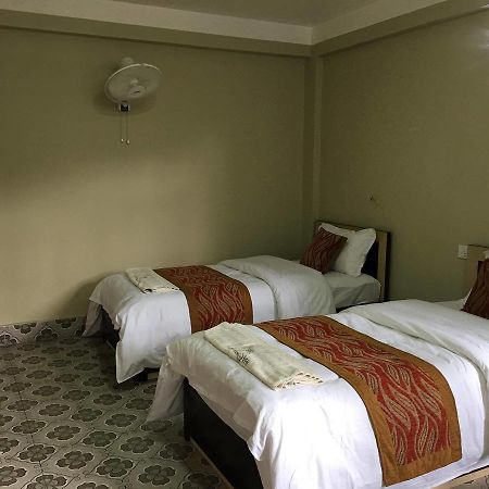 Deupala Guest House Bhatgoan Екстериор снимка